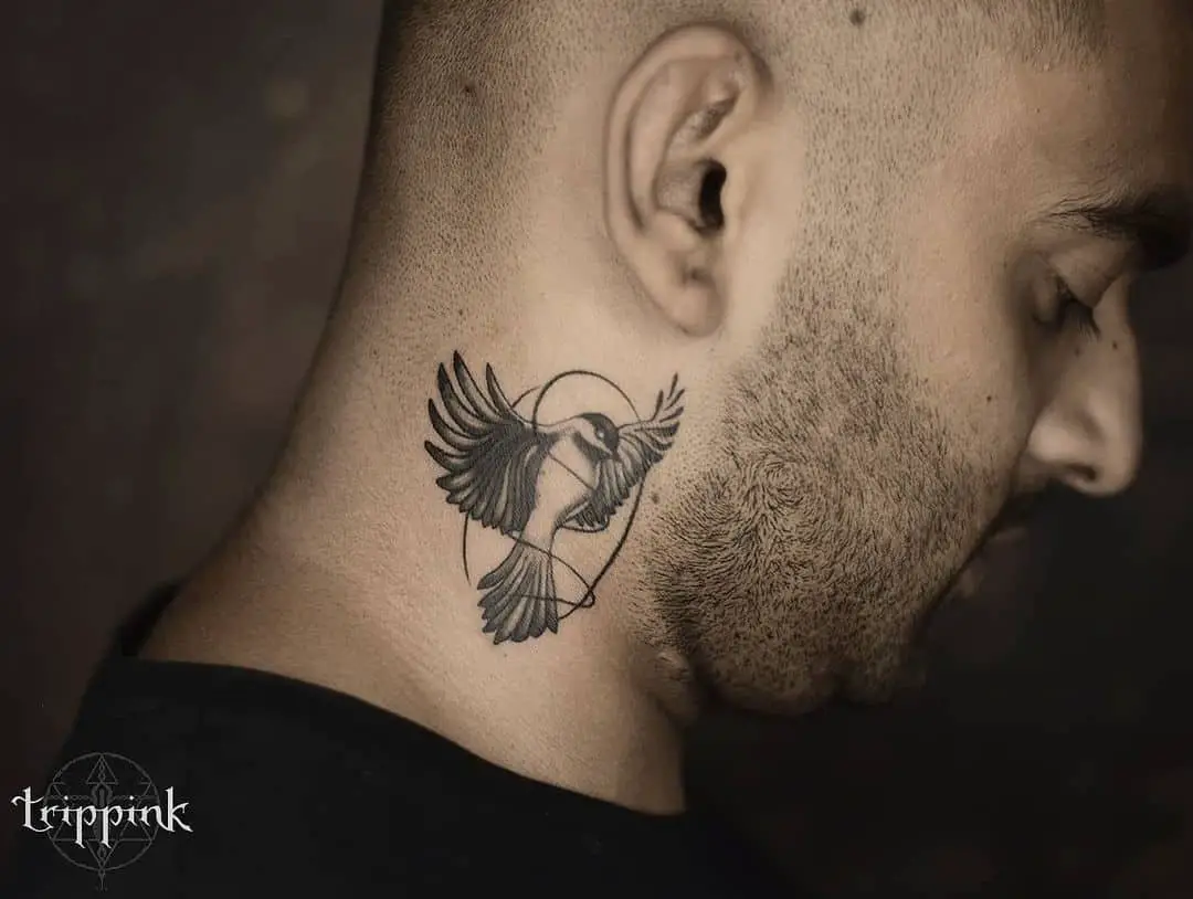 side neck tattoo designs  Google Search  Estilos de cabello hombre  Tatuajes de celebridades Pelo hombre