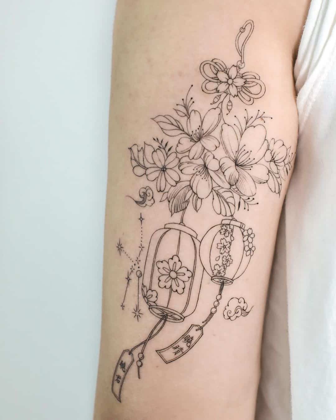 15 Tattoos From Korean Artist Sion Thatll Knock You Down With Their  Delicacy  Bright Side