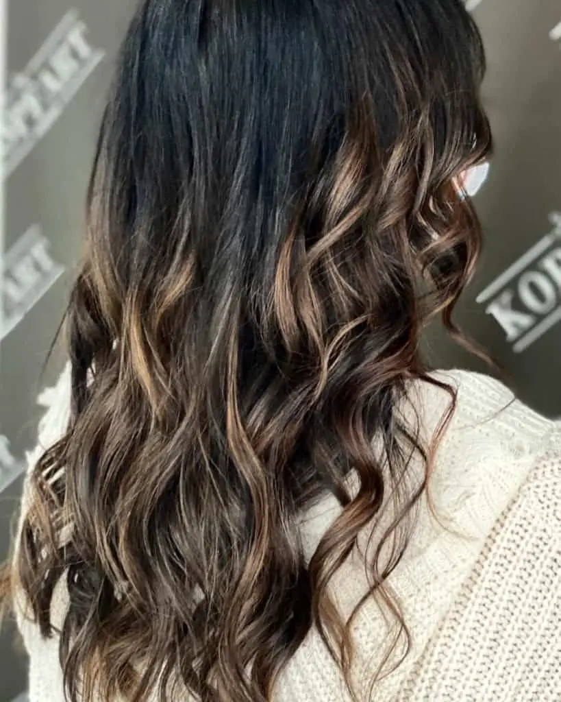 Balayage Highlights For Dark Hair: 30+ Stunning Examples And FAQ (2023 ...