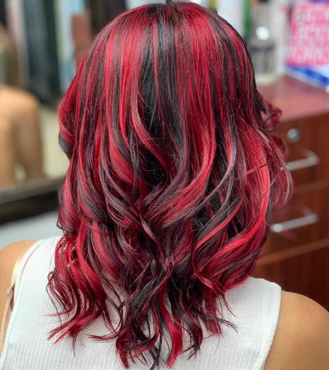 back with red highlight hair color ideas