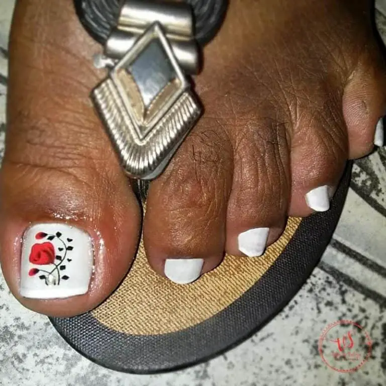 30 Magnificent Toe Nail Designs for Your Ideal Look (2023 Update