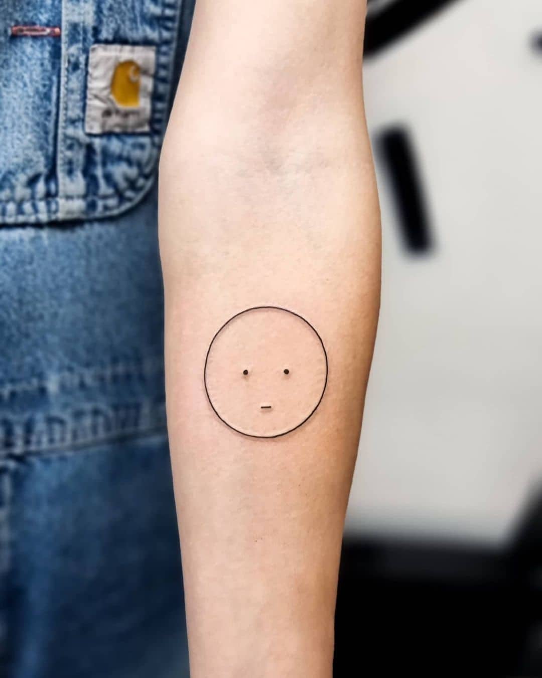 Perfect minimalist circle tattoo  Tattoogridnet